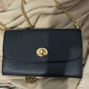 coach crossbody handbag